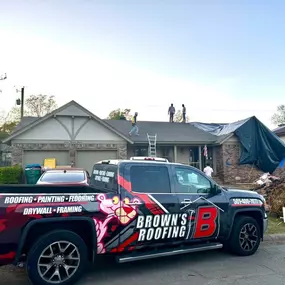 Bild von Brown's Roofing