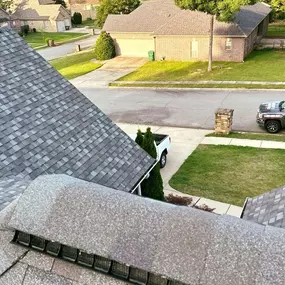 Bild von Brown's Roofing
