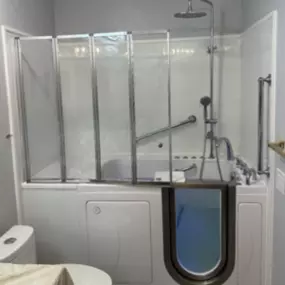 Bild von Boston Walk-In Tub Seller & Installer