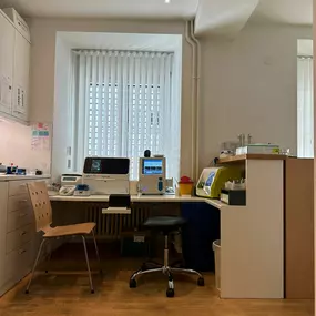 Bild von Hausarztpraxis am Stadelhofen Dr. med. Giovanni Ruffo. Operamedica Hausarzt Medizin