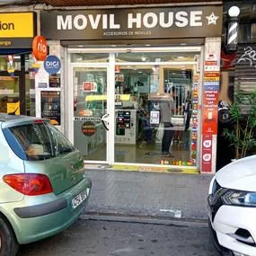 Bild von CoinFlip Bitcoin ATM - Movil House Star (Plaza España)