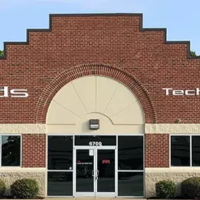 Located in Memphis, TN, the Methods Technical Center offers hands-on machine demonstrations, engineering support, and training services. Connect with our local team for expert machining solutions and technical guidance.