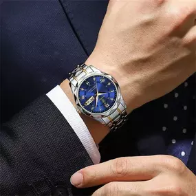 RELOJ-DISENO-HOMBRE.jpg