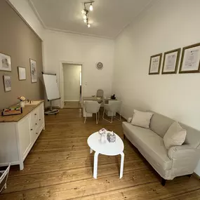 Bild von Heilpraktikerin für Psychotherapie Lale Ari