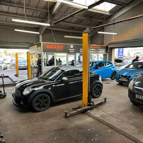 Bild von Formula First Tyre Exhaust And Auto Centre Ltd