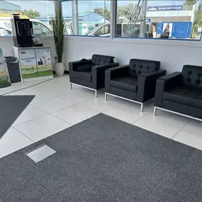 Bild von Formula First Tyre Exhaust And Auto Centre Ltd