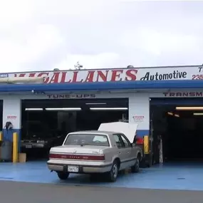 Bild von Magallanes Automotive Repair – Engine Services & Smog Checks
