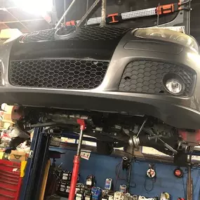 Bild von Magallanes Automotive Repair – Engine Services & Smog Checks