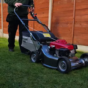 Bild von Dy55on Garden Maintenance Ltd