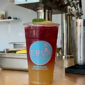 Bild von Erva Brew Co. Yerba Mate Iced Teas
