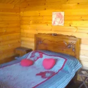 Bild von RANCH DU PUITS DE RIQUIER : gîte d'étape cabanes tipis Var Verdon Relais équestre éco-lieu