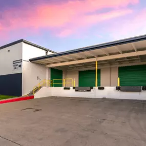 Bild von WareSpace University South | Small Warehouse Space Rentals