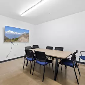 Bild von WareSpace University South | Small Warehouse Space Rentals