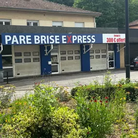 Bild von PARE BRISE EXPRESS BRIEY