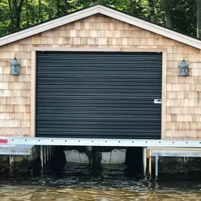 Ossipee Garage Doors, LLC is a company that specializes in providing top-notch garage doors to both homeowners, residential contractors and commercial contractors.