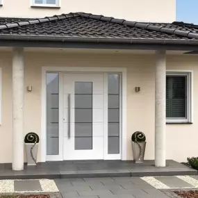 Bild von Rogi Bauelemente GmbH - Markisen - Fenster - Türen - Tore - Sonnenschutz