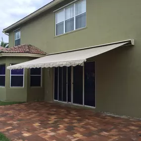 Bild von Quality Awning & screens Installation