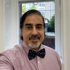 Bild von Sheikh Najam Mobile Notary in Central London