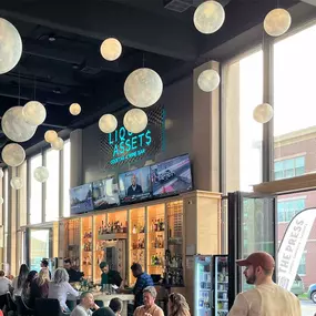 Bild von Liquid Assets Cocktail & Wine Bar