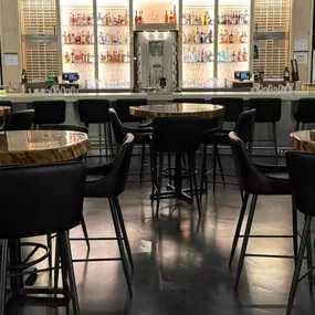 Bild von Liquid Assets Cocktail & Wine Bar