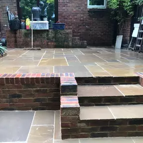 Bild von Legacy Paving And Landscaping Ltd