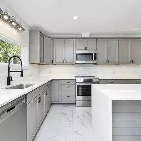 Bild von Kitchen Cabinets