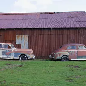 Do you have an old junk car on your property just taking up space? Jason's Towing wants to buy your junker car for cash. Contact us today to learn more.