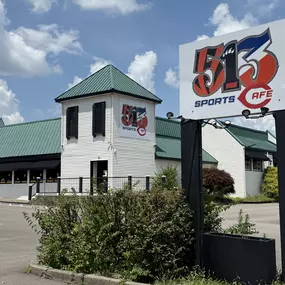 513 Sports Cafe has been in the Springdale/Sharonville area for 22 years! We've got great food, gourmet burgers and the coldest drinks! Whether you're playing darts, pool or watching a game on our 20+ TVs, join us for a game! 