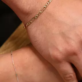 Bild von Golden Bond Jewelry