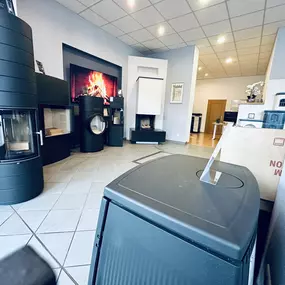 Bild von FEUERWERK - Kachelofen & Kaminbau