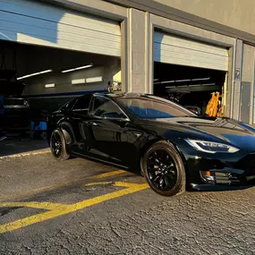 Bild von Dent Solution FX – Napa Paint Protection Films, Colored Films, Window Tint and Detailing