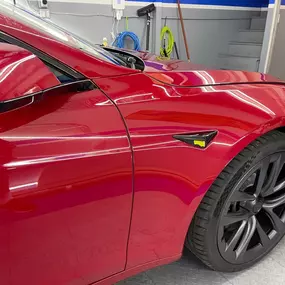 Bild von Dent Solution FX – Napa Paint Protection Films, Colored Films, Window Tint and Detailing