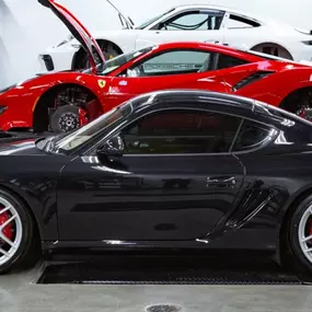 Bild von Dent Solution FX – Napa Paint Protection Films, Colored Films, Window Tint and Detailing