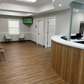 At Farr Family Dentistry in Milledgeville, GA, Dr. Taylor Farr and his experienced team are dedicated to providing high-quality dental care with a personal, hometown touch. We create a warm, welcoming environment where patients of all ages feel like part of our family. Using advanced dental technology, we focus on making each visit as comfortable and stress-free as possible. We offer Restorative Dentistry, Dental Implant Placement and Restoration, Removable and Fixed Prosthodontics, Endodontics,