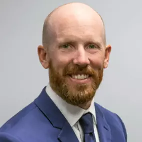 Bild von Edward Jones - Financial Advisor: Riley N Weber