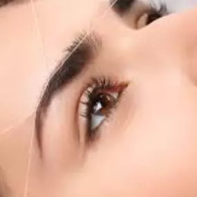 Bild von iBrow Threading & Aesthetics