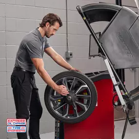 Bild von Express Oil Change & Tire Engineers