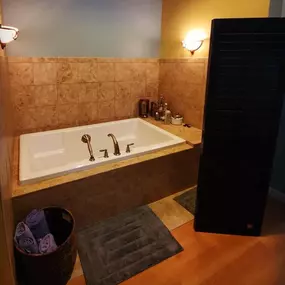 Soaking Tub in Couples Room