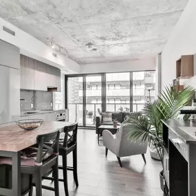 Bild von di lorenzo real estate