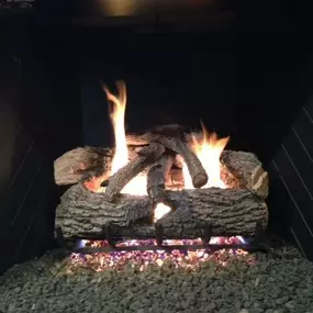 Bild von Elegant Fireside and Patio