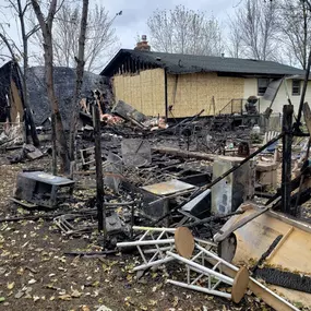 At On Call Restoration, we understand that nothing is more damaging than a fire. We provide a wide range of services for a wide range of damage. From temporary power and heat, emergency board-ups, soot removal, insurance claim estimates, and more.