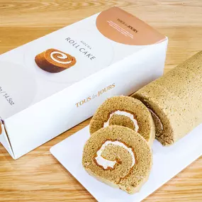 Mocha Roll Cake