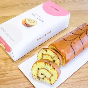 Roll cake