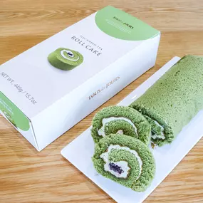 Greentea roll cake