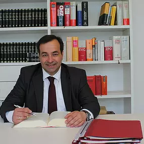 Bild von Rechtsanwalt Axel Schmid I Fachanwalt für Arbeitsrecht