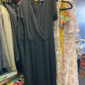 Bild von All Things Collected Thrift & Vintage