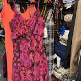 Bild von All Things Collected Thrift & Vintage