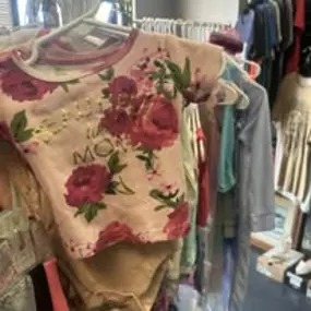 Bild von All Things Collected Thrift & Vintage