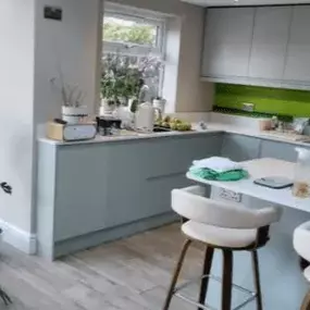 Bild von Straight Line Decorating Building & Home Improvements
