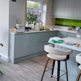 Bild von Straight Line Decorating Building & Home Improvements